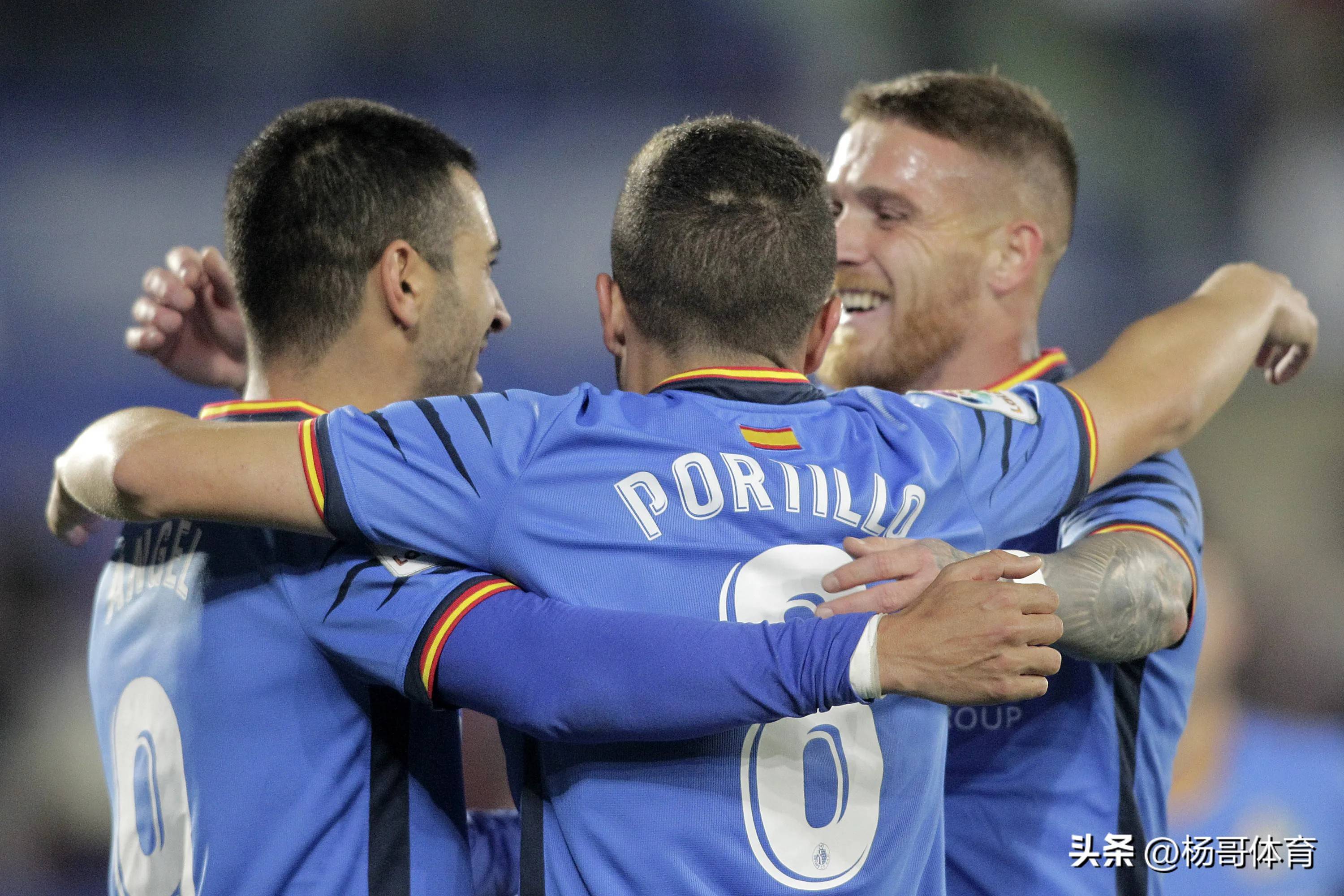 葡萄一颗一颗吞咽挑战