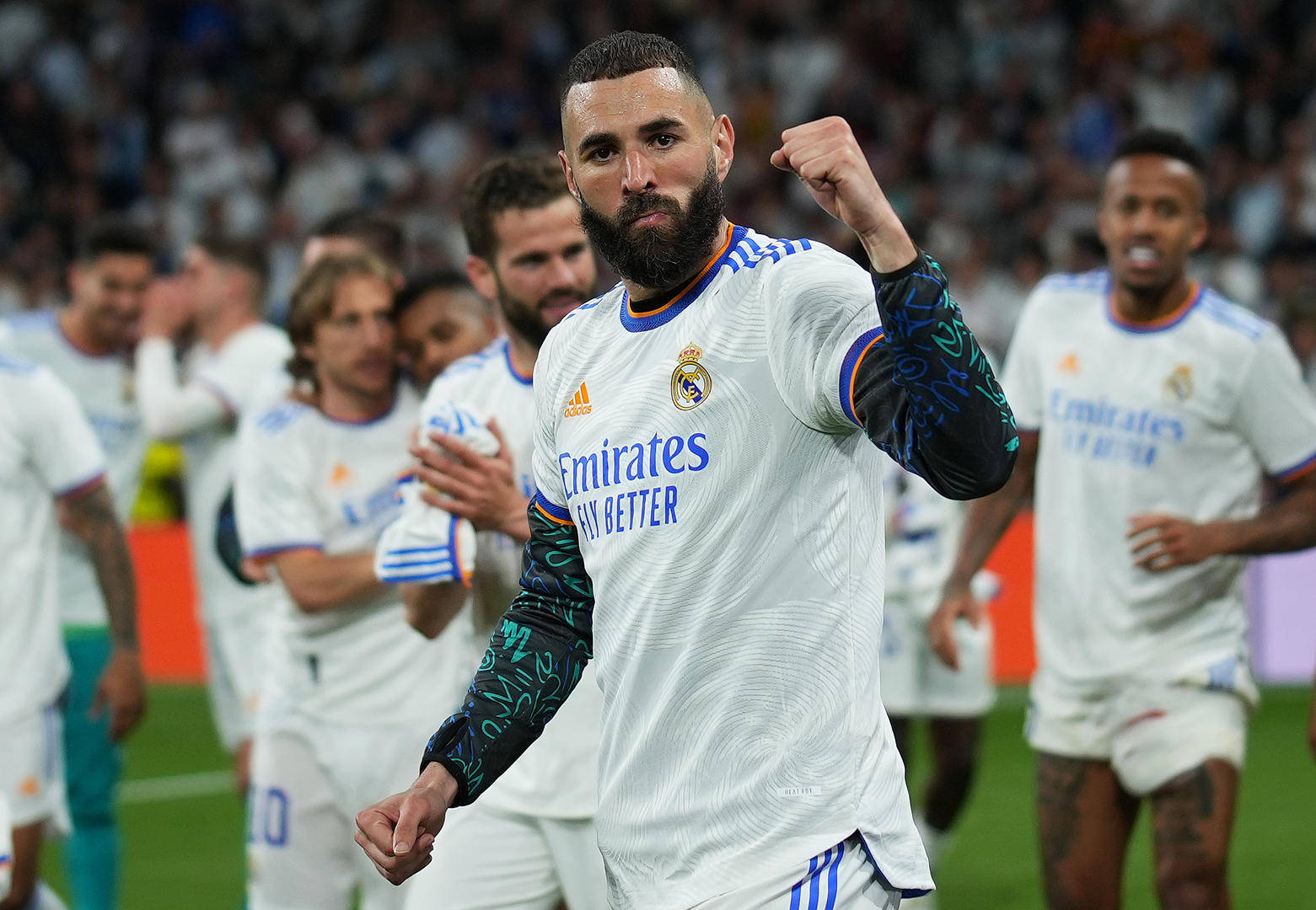 今晨体能课后,瓦伦西亚调整名单备战亚冠,引发热议,临场指挥获称赞(巴塞罗那vs瓦伦西亚首发预测) 今晨体能课后,瓦伦西亚调整名单备战亚冠,引发热议,临场指挥获称赞(巴塞罗那vs瓦伦西亚首发预测)