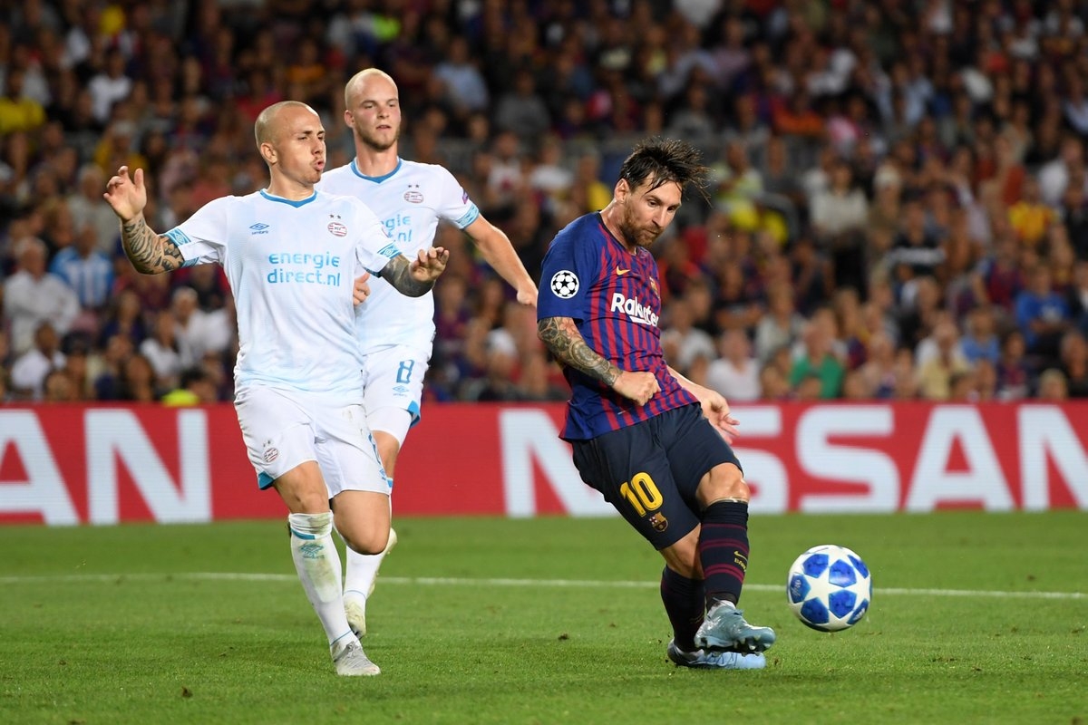 风云突变！曼联集结日豪取连胜，法甲版图或变，赛场秩序良好，数据趋势出现新变化 