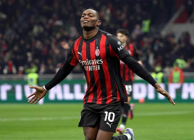 国际比赛日意大利杯焦点战；浙江队官宣签约；赛场秩序良好；心理建设被强调(意大利友谊赛)